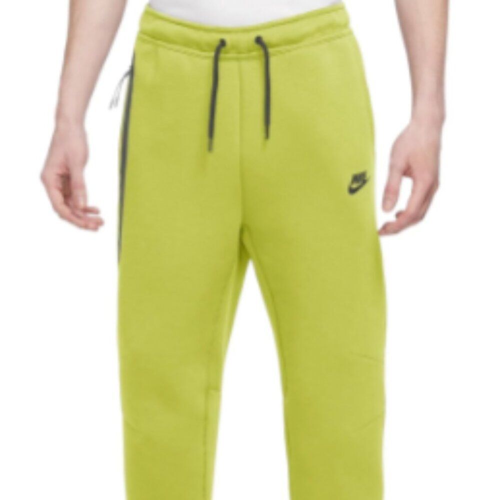 Nike Sportswear Women's Size 2XL Tech Fleece Pants Joggers CW4292 NWT
